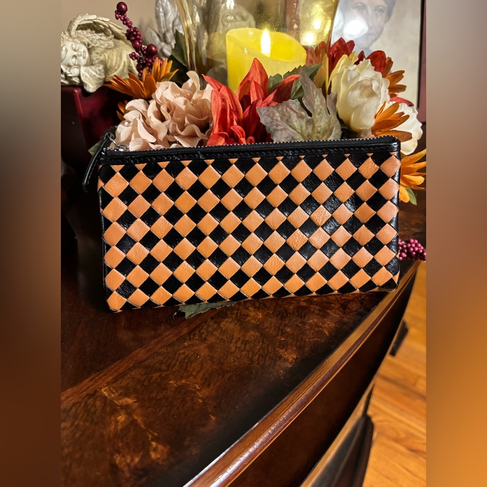 Elegant Black and Tan Basket weaved Leather Wallet